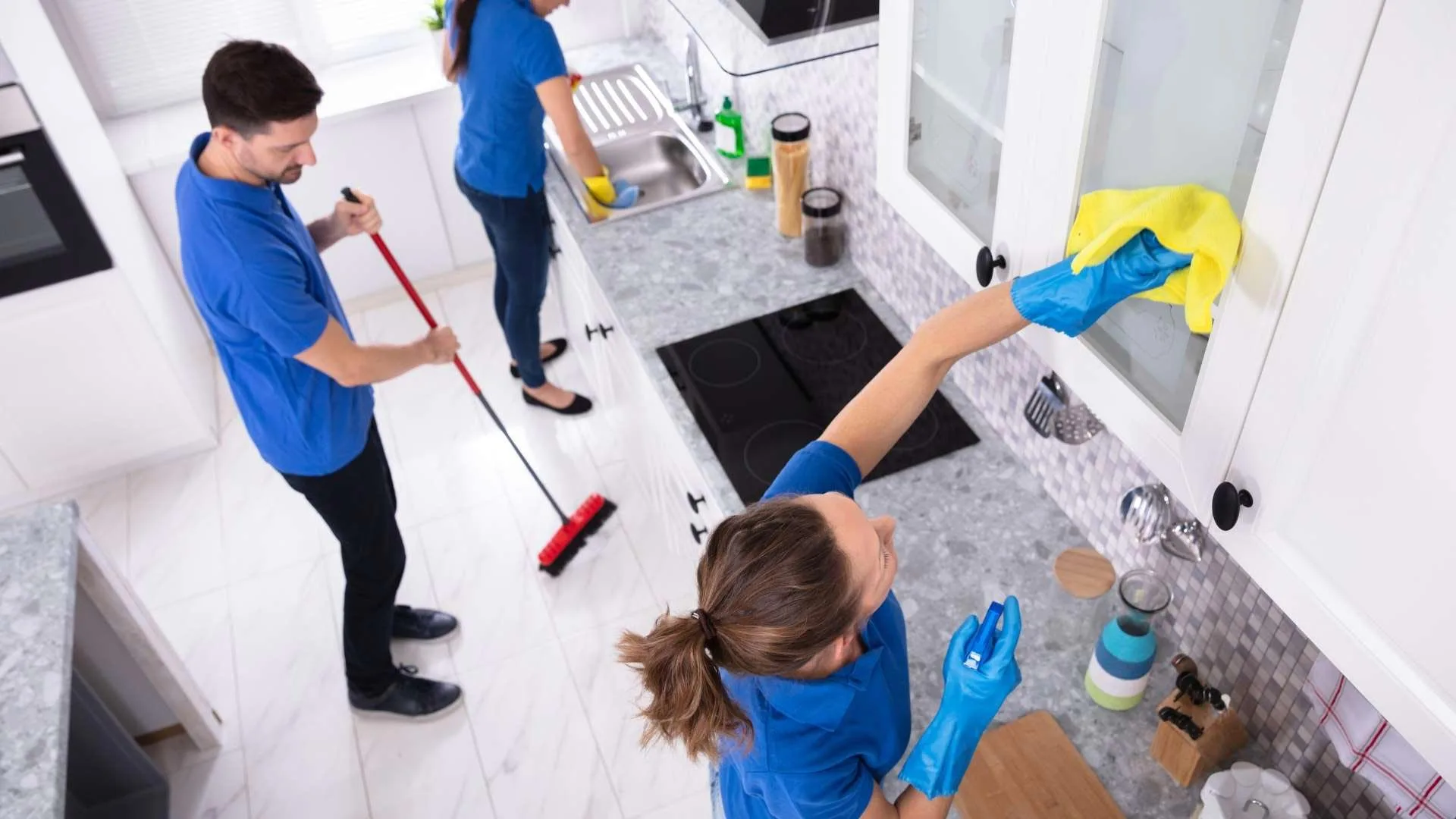 Möbel entsorgen – Koray Umzug GmbH Möbel entsorgen in Zürich – Abholung ab einem Stück, mit Spendenoption – Foto zur Leistungsseite